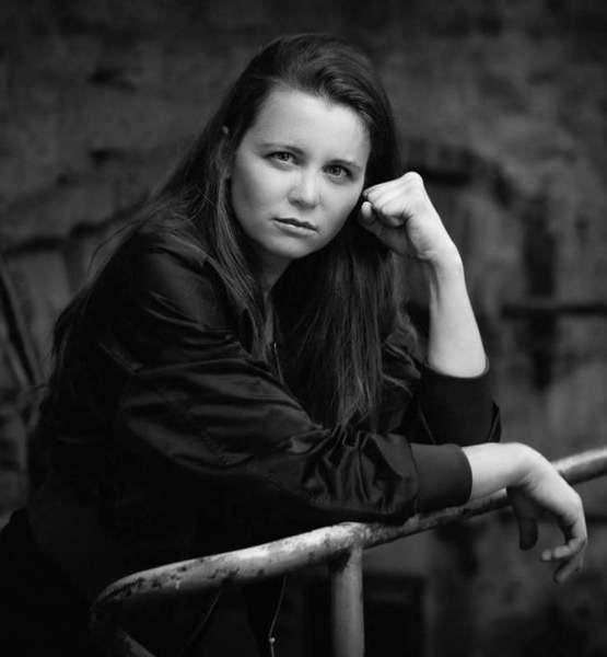 Katharina K. – Schauspiel Sedcard-Foto 5 bei JustInCast