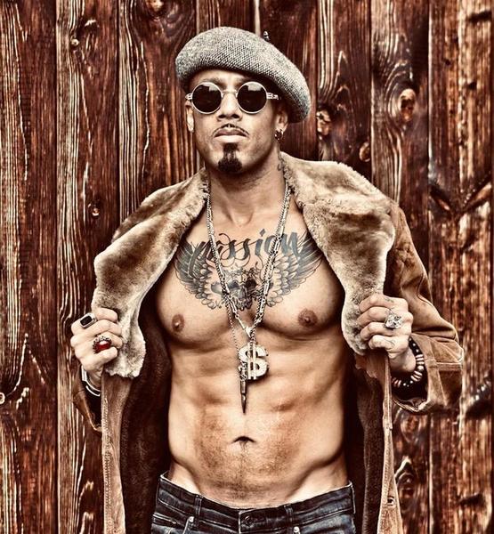 Perry S. – Fashion Sedcard-Foto 2 bei JustInCast