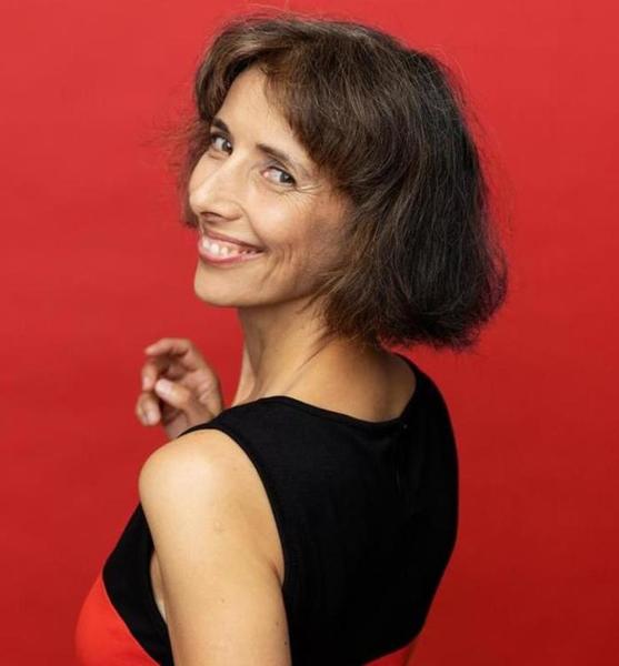 Uta J. – Schauspiel Sedcard-Foto 2 bei JustInCast