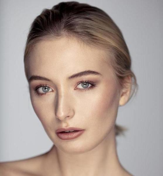 Elisabeth Lea O. – Fashion Profilbild bei JustInCast