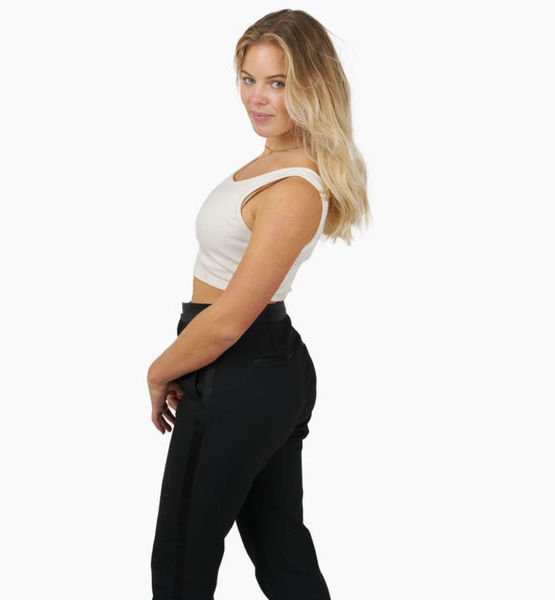 Julia E. – Real People Sedcard-Foto 3 bei JustInCast