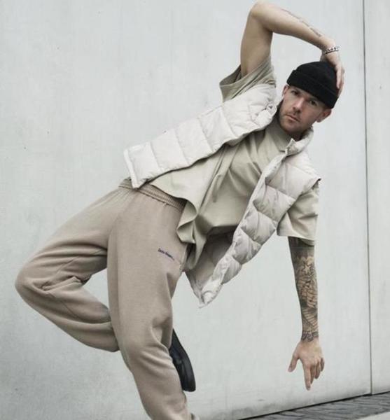 Patrick F. – Fashion sedcard image 3 at JustInCast