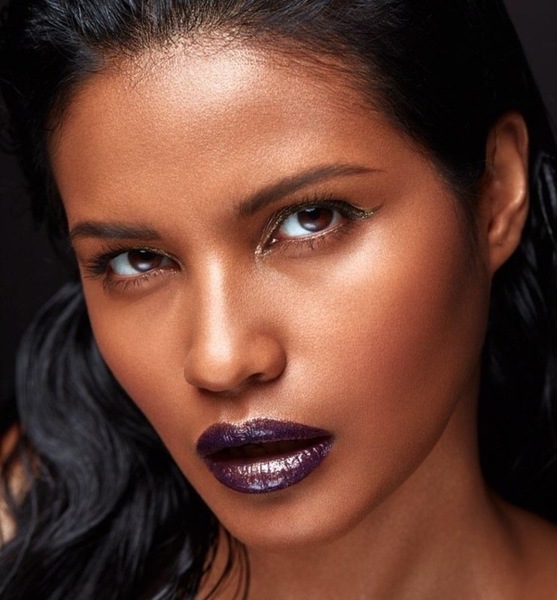 Asha V. – Fashion Profilbild bei JustInCast