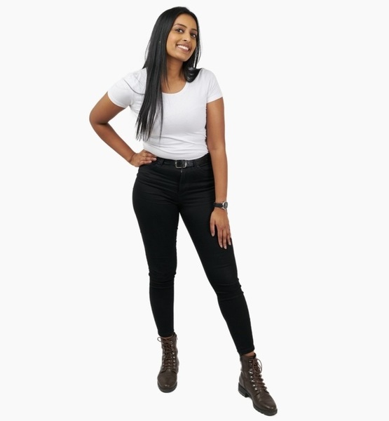 Viola J. – Real People Sedcard-Foto 3 bei JustInCast