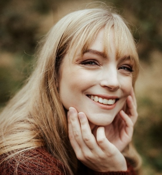 Janin C. – Fashion Profilbild bei JustInCast