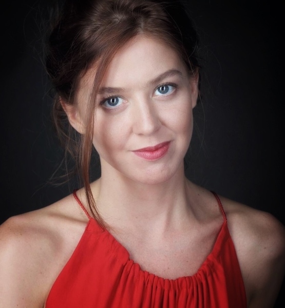 Kristina  Y. – Schauspiel Sedcard-Foto 3 bei JustInCast