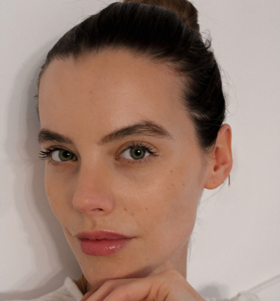 Jennifer  S. – Fashion Sedcard-Foto 4 bei JustInCast