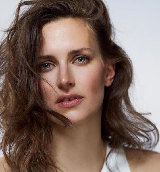 Nena W. – Fashion Profilbild bei JustInCast