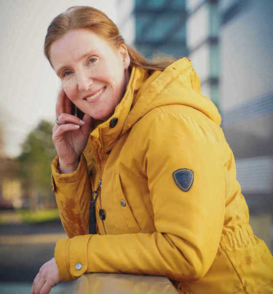 Andrea W. – Schauspiel Sedcard-Foto 5 bei JustInCast