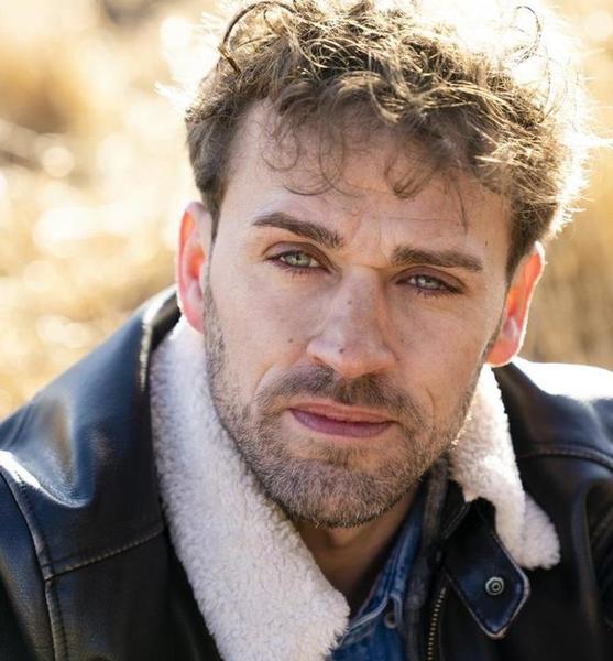 Daniel F. – Schauspiel Sedcard-Foto 3 bei JustInCast