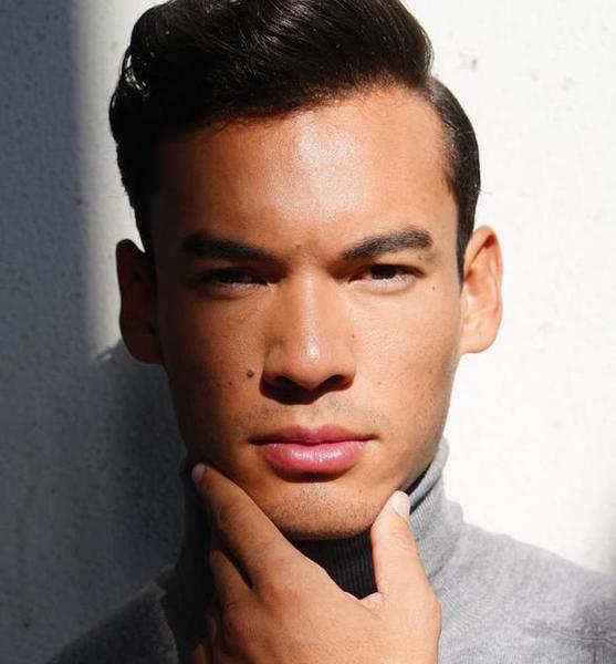 Dominik G. – Fashion Sedcard-Foto 5 bei JustInCast