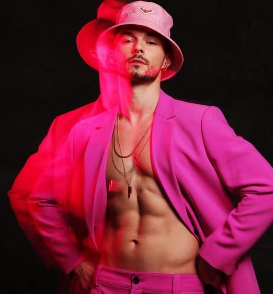 Ivan D. – Fashion Sedcard-Foto 4 bei JustInCast