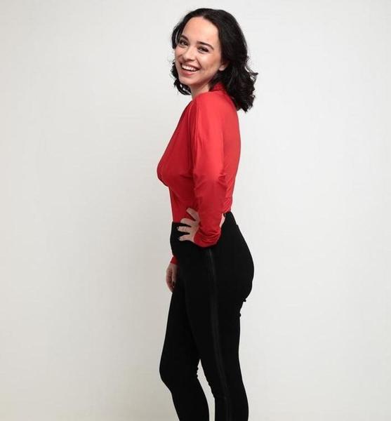 Hazal Ö. – Schauspiel Sedcard-Foto 3 bei JustInCast