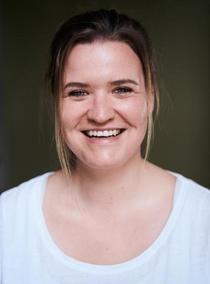 Julia – Moderatoren & Presenter Sedcard bei JustInCast