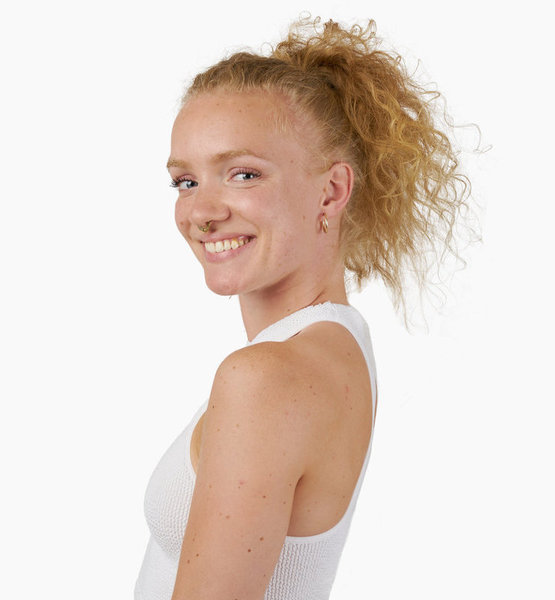 Nelli J. – Schauspiel Sedcard-Foto 2 bei JustInCast
