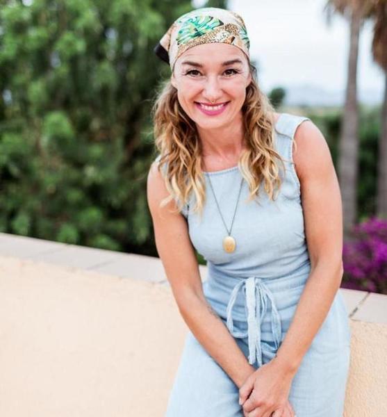 Stefanie  B. – Schauspiel Sedcard-Foto 4 bei JustInCast