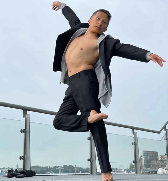 Kwok W. – Schauspiel Sedcard-Foto 4 bei JustInCast