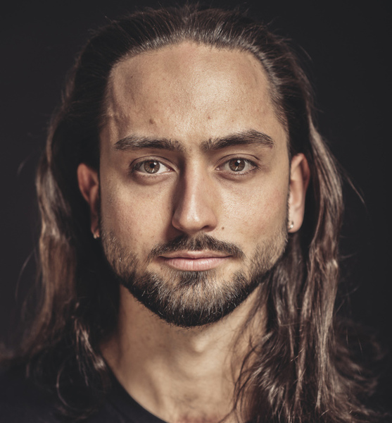 Anton R. – Acting sedcard image 4 at JustInCast