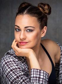 Alexandra – Schauspieler & Darsteller Sedcard bei JustInCast