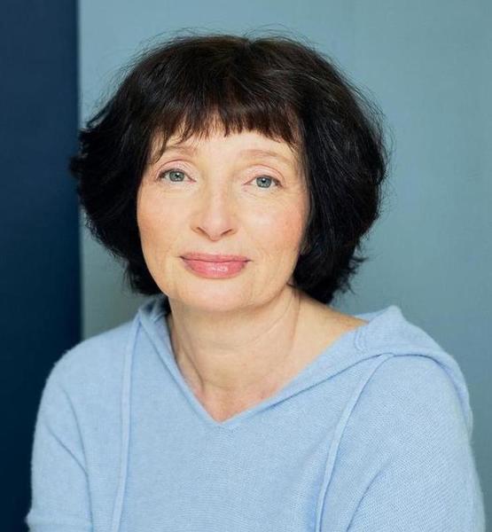 Anna  B. – Schauspiel Sedcard-Foto 4 bei JustInCast