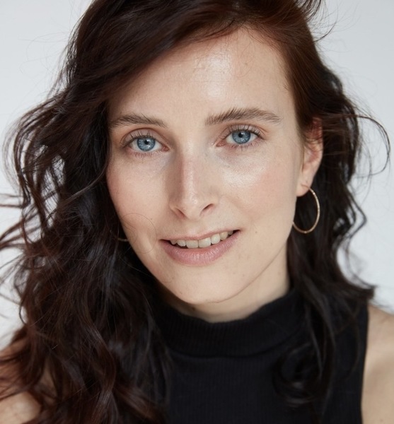 Elisabeth B. – Schauspiel Sedcard-Foto 2 bei JustInCast