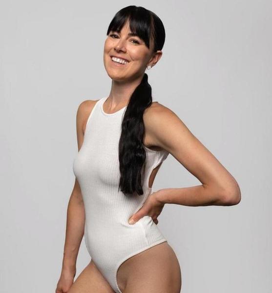 nathalie w. – Schauspiel Sedcard-Foto 3 bei JustInCast