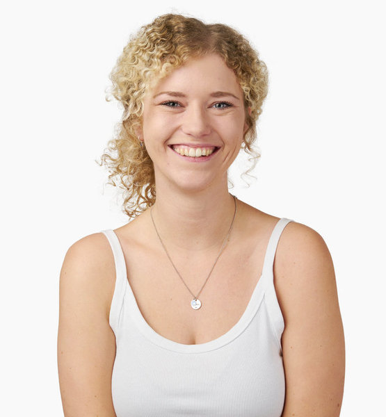 Janna F. – Schauspiel Sedcard-Foto 6 bei JustInCast