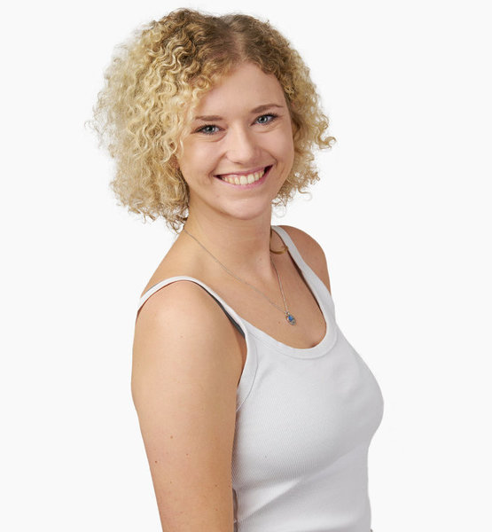 Janna F. – Schauspiel Sedcard-Foto 10 bei JustInCast