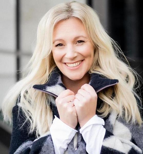 Bianca T. – Schauspiel Sedcard-Foto 5 bei JustInCast