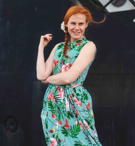 Marie-Theres S. – Schauspiel Sedcard-Foto 4 bei JustInCast