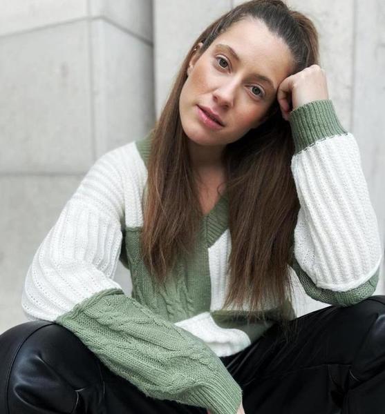 Alessa O. – Schauspiel Sedcard-Foto 2 bei JustInCast