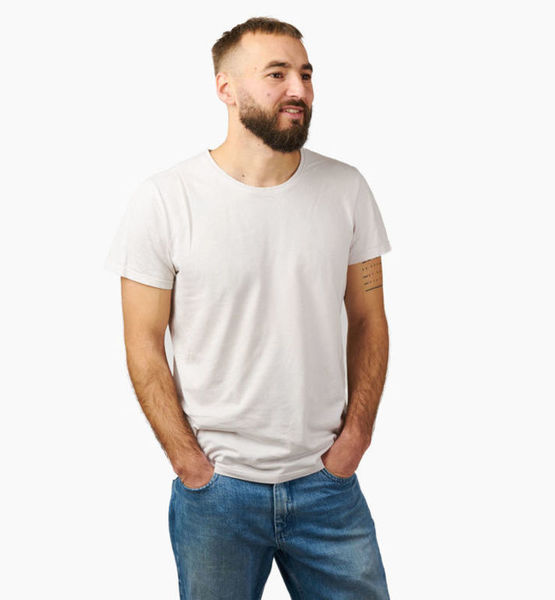 Mats Jorrit M. – Real People sedcard image 3 at JustInCast