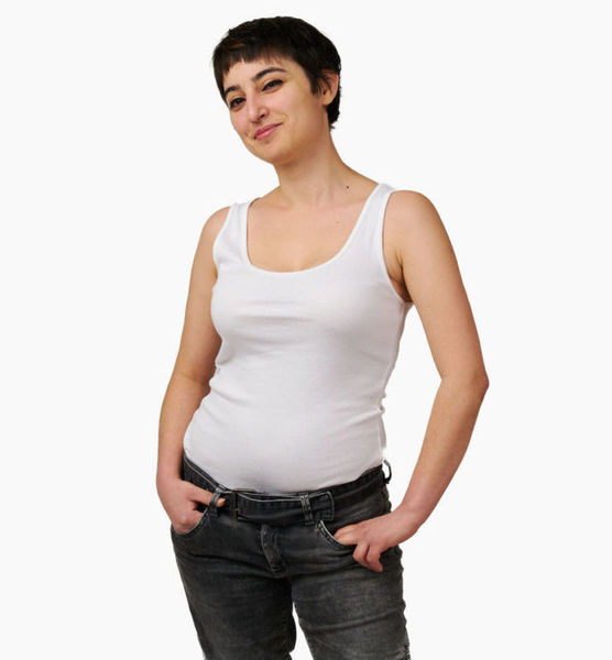 MINE MELODI C. – Real People Sedcard-Foto 5 bei JustInCast