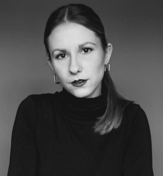 Selly M. – Schauspiel Sedcard-Foto 3 bei JustInCast