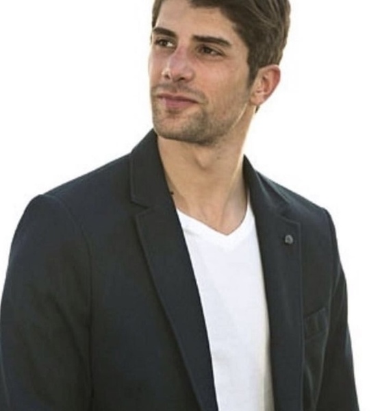 Ismail  T. – Schauspiel Sedcard-Foto 5 bei JustInCast