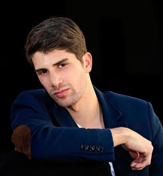 Ismail  T. – Schauspiel Sedcard-Foto 2 bei JustInCast