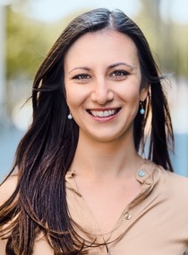 Angelica – Schauspieler & Darsteller Sedcard bei JustInCast