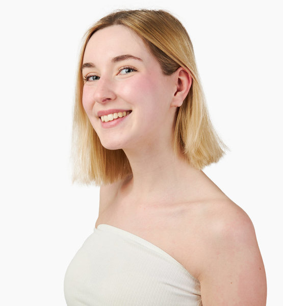 Vanessa B. – Real People Sedcard-Foto 2 bei JustInCast