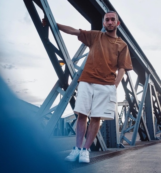 Devin H. – Tanz Sedcard-Foto 5 bei JustInCast