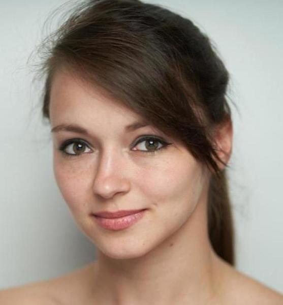 Anja C. – Tanz Sedcard-Foto 5 bei JustInCast