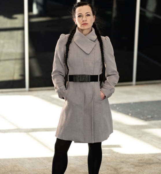 Lena B. – Schauspiel Sedcard-Foto 4 bei JustInCast