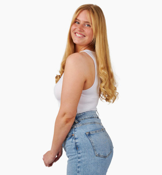 Christina  M. – Real People Sedcard-Foto 5 bei JustInCast