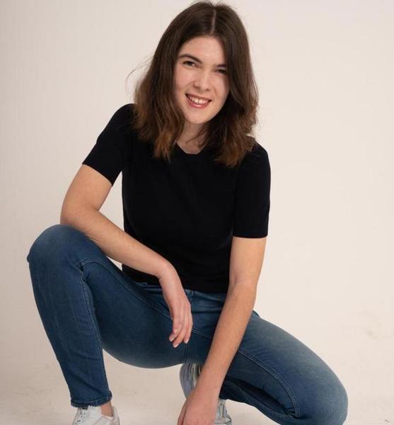 Amalia A. – Schauspiel Sedcard-Foto 4 bei JustInCast