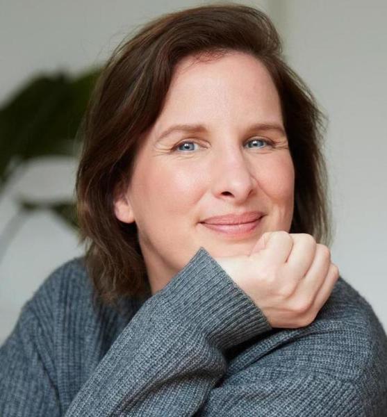 Christine D. – Schauspiel Sedcard-Foto 2 bei JustInCast