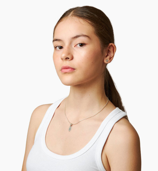 Melanie H. – Real People Sedcard-Foto 2 bei JustInCast