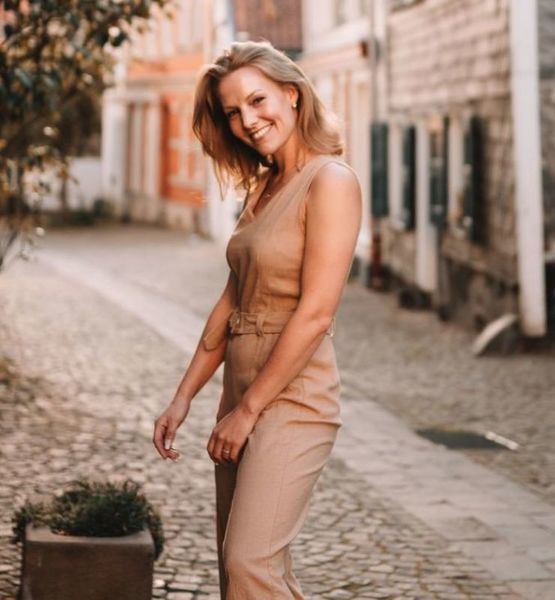 Anna K. – Schauspiel Sedcard-Foto 5 bei JustInCast