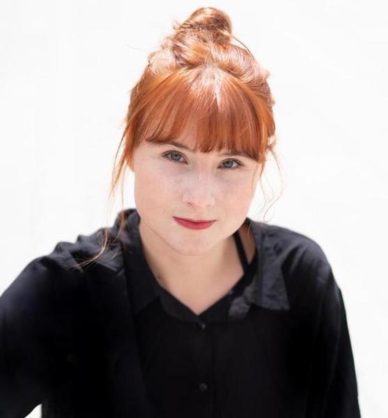 Sophie S. – Schauspiel Sedcard-Foto 4 bei JustInCast