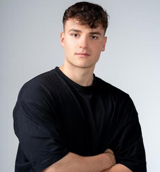 Nicolas T. – Schauspiel Sedcard-Foto 3 bei JustInCast