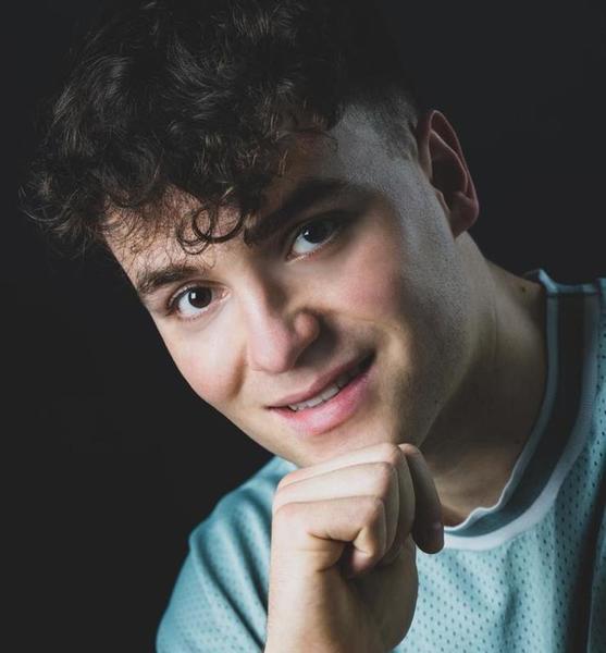Nicolas T. – Schauspiel Sedcard-Foto 4 bei JustInCast