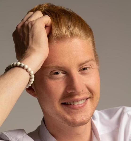 Veit A. – Fashion Sedcard-Foto 3 bei JustInCast